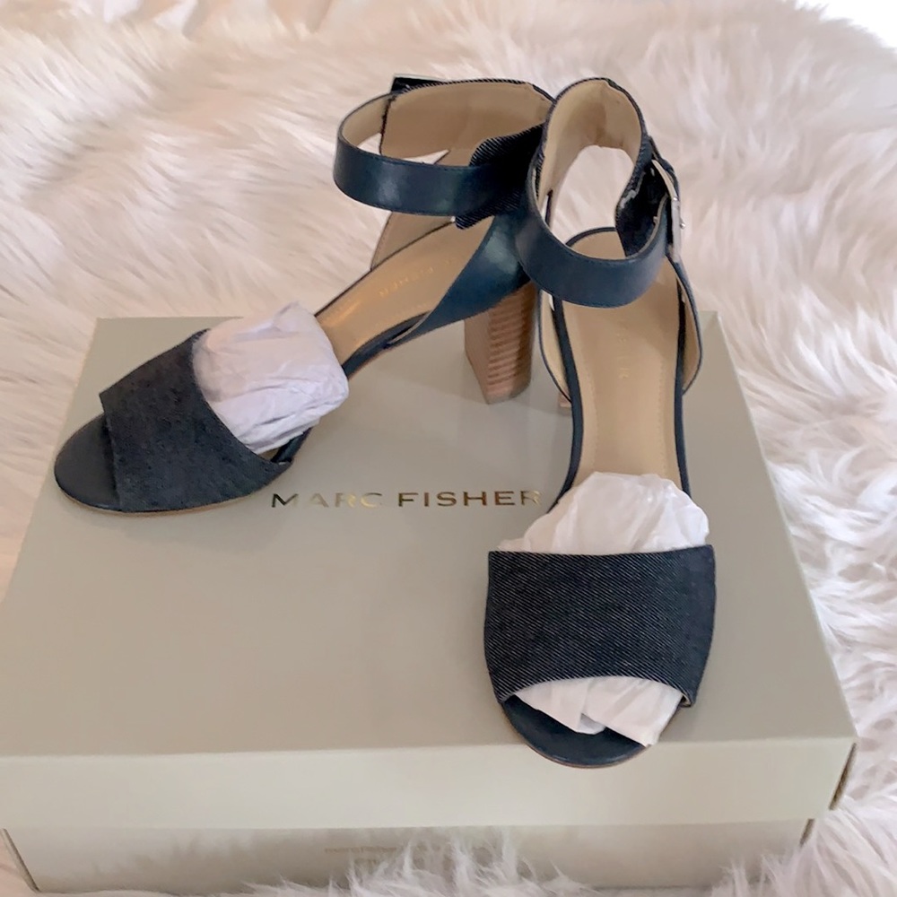 Marc Fisher Ankle Strap Block Heel Sandals Size 7 - Picture 2 of 15